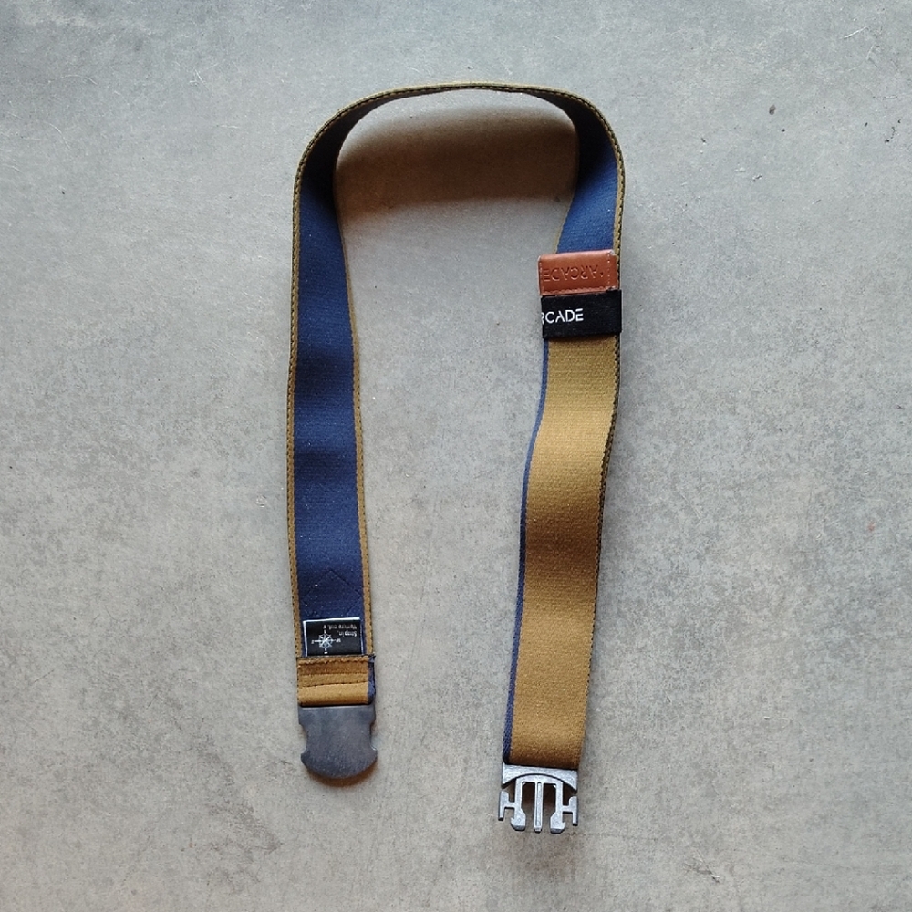 Arcade Men's Tan and Navy Belt Bag